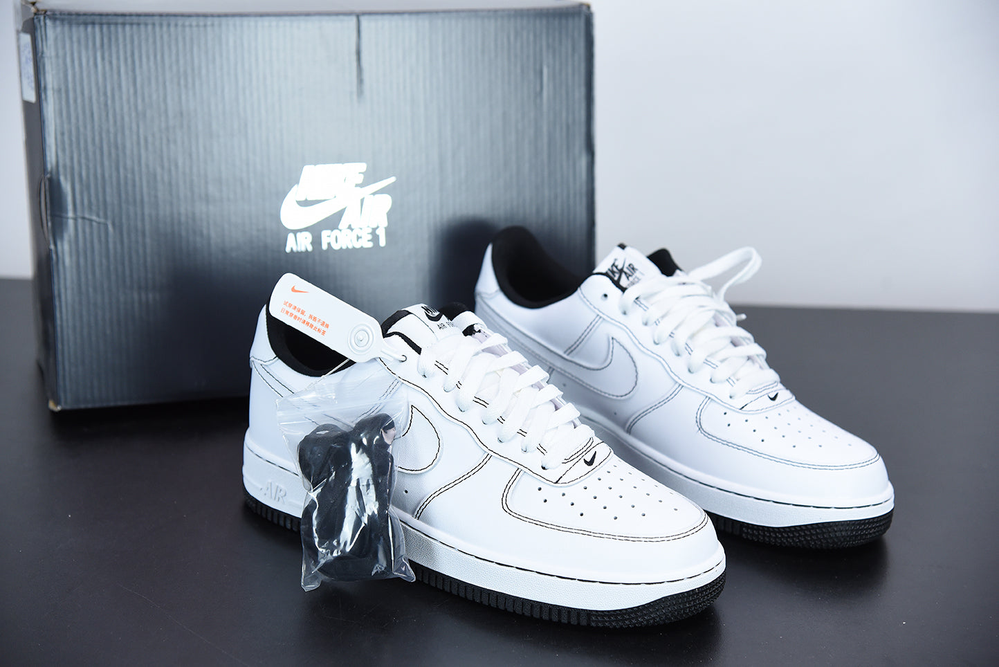 Nike Air Force 1 Low Contrast Stitch White Black