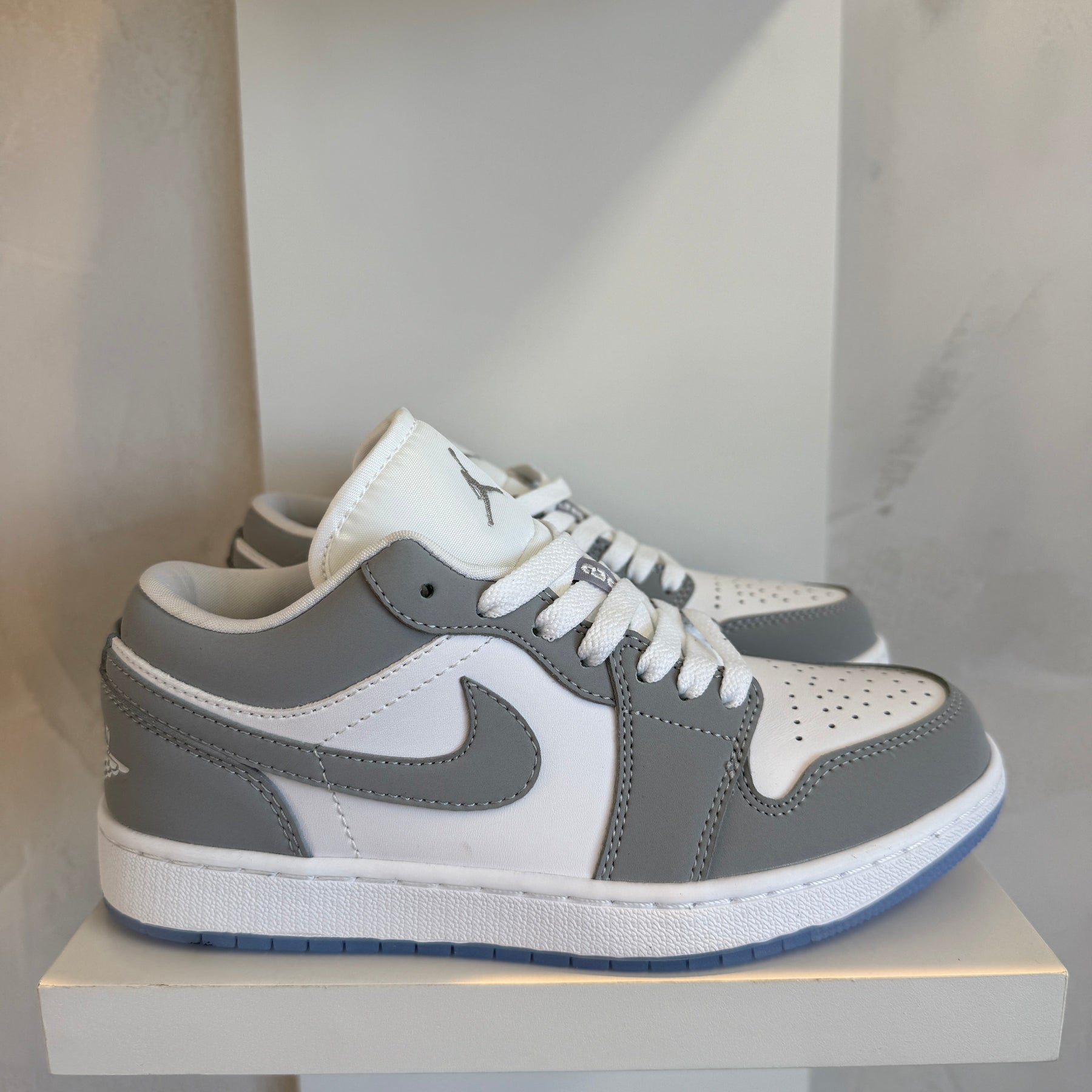 Jordan 1 Low Wolf Grey (Pronta Entrega)